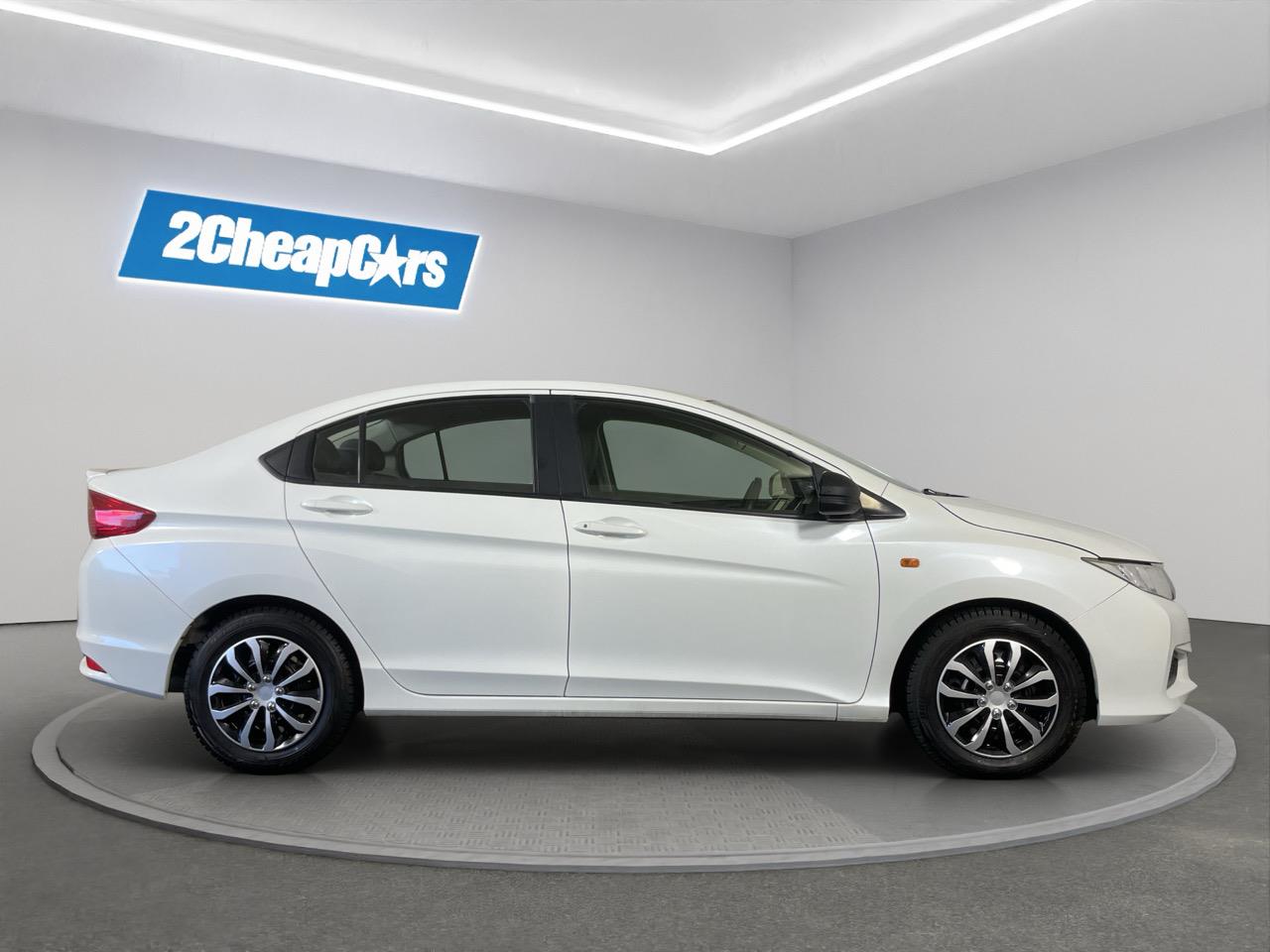 2017 Honda Grace EX Sedan GREAT SPACE + GREAT FUEL EFFICIENCY