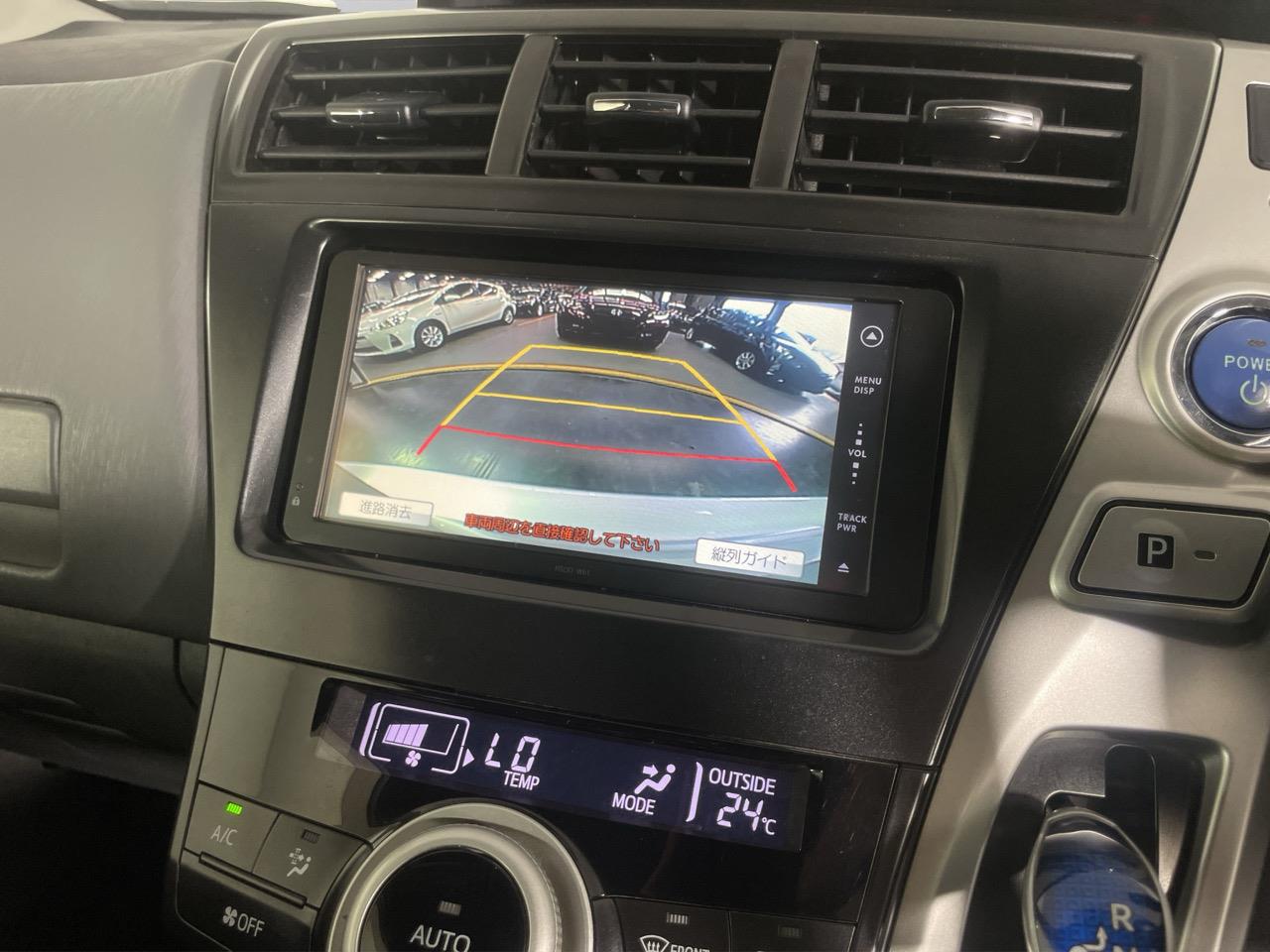 2012 Toyota Prius Alpha S Station Wagon REVERSING CAMERA + PUSH BUTTON START + AUTO LIGHTS