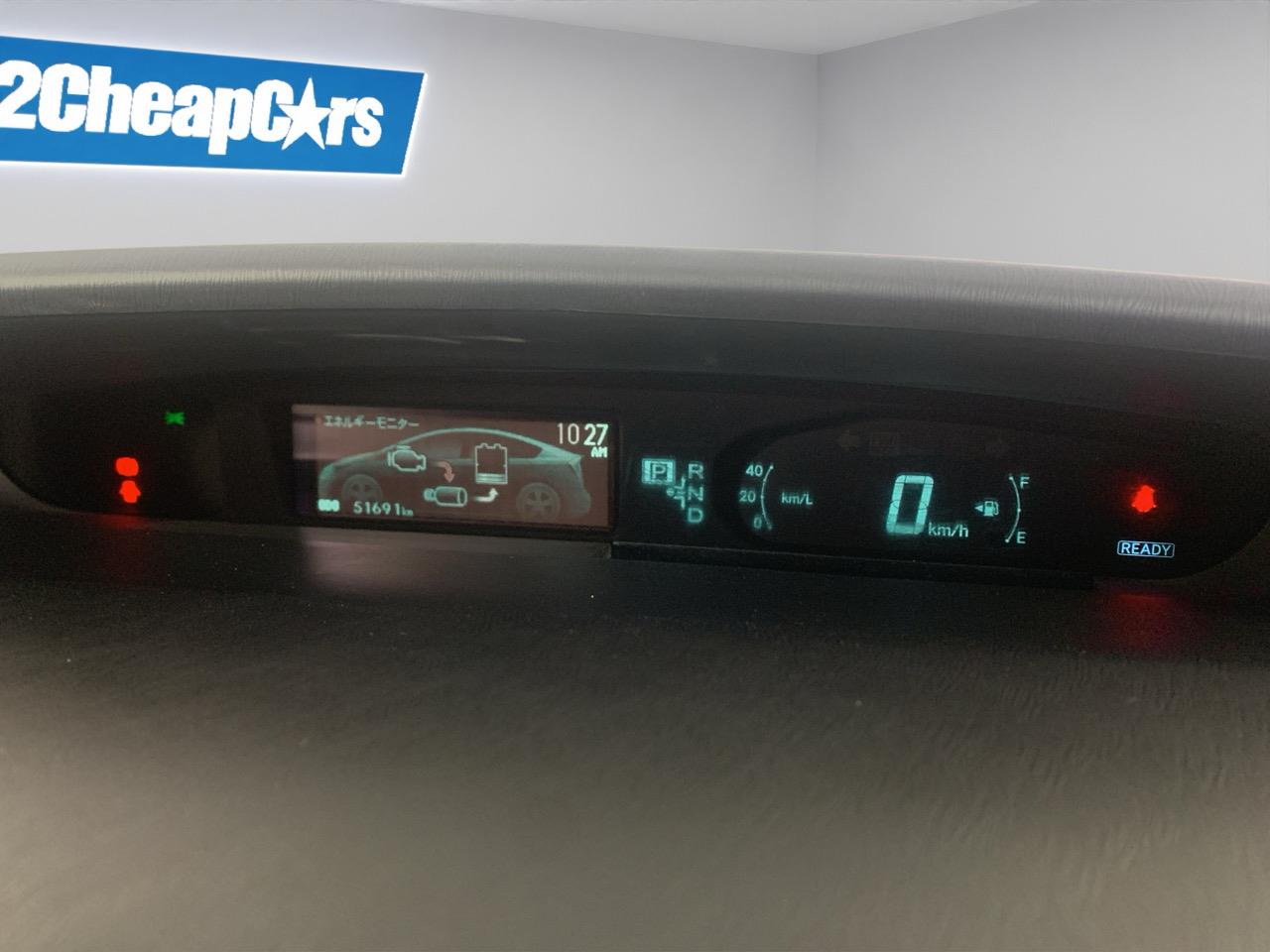 2013 Toyota Prius S Station Wagon LOW KM + AUTO LIGHTS + PUSH START