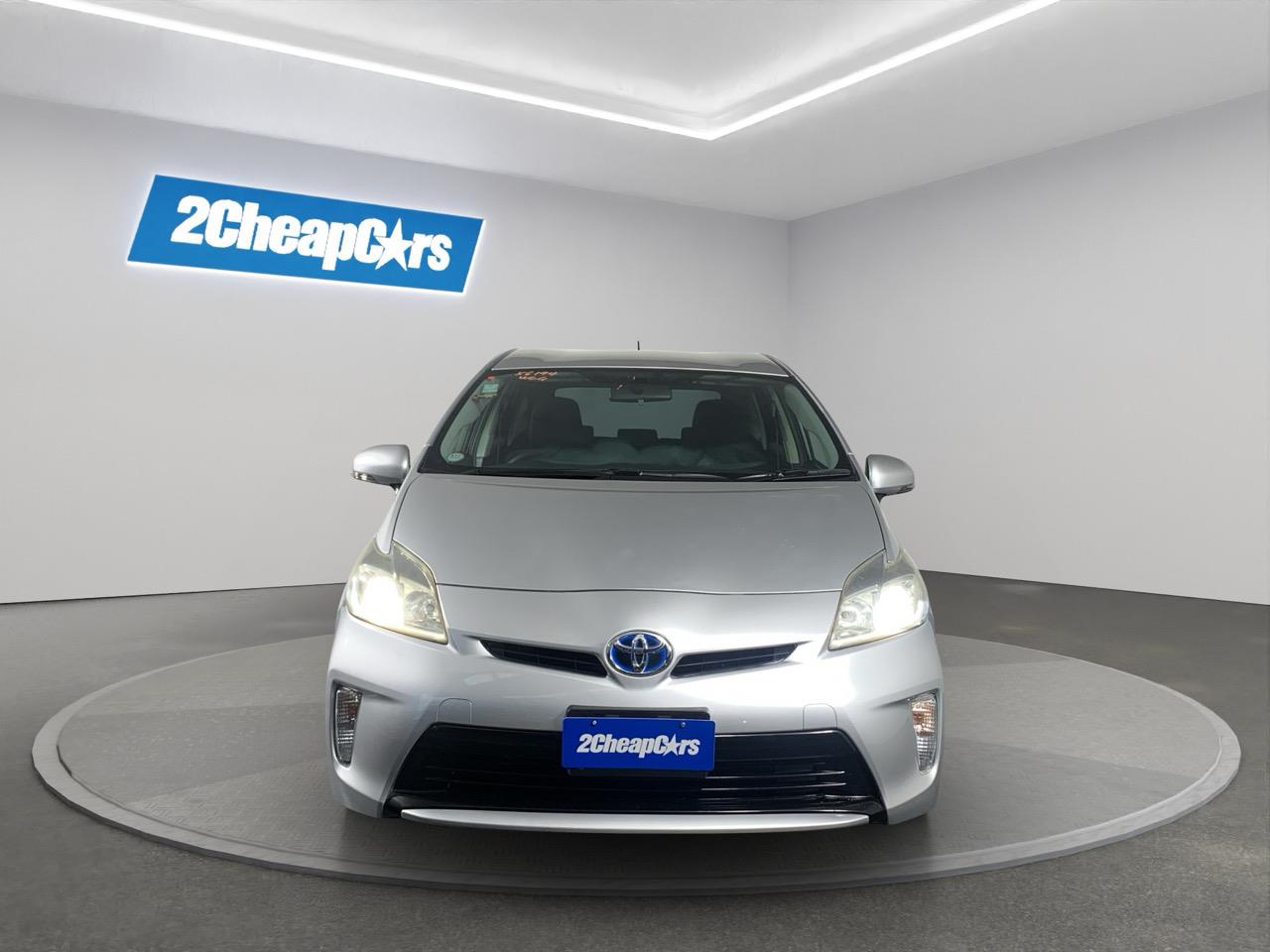 2013 Toyota Prius S Station Wagon LOW KM + AUTO LIGHTS + PUSH START