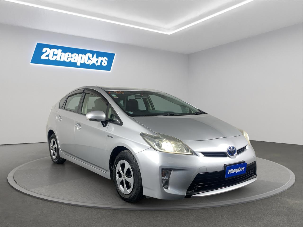 2013 Toyota Prius S Station Wagon LOW KM + AUTO LIGHTS + PUSH START