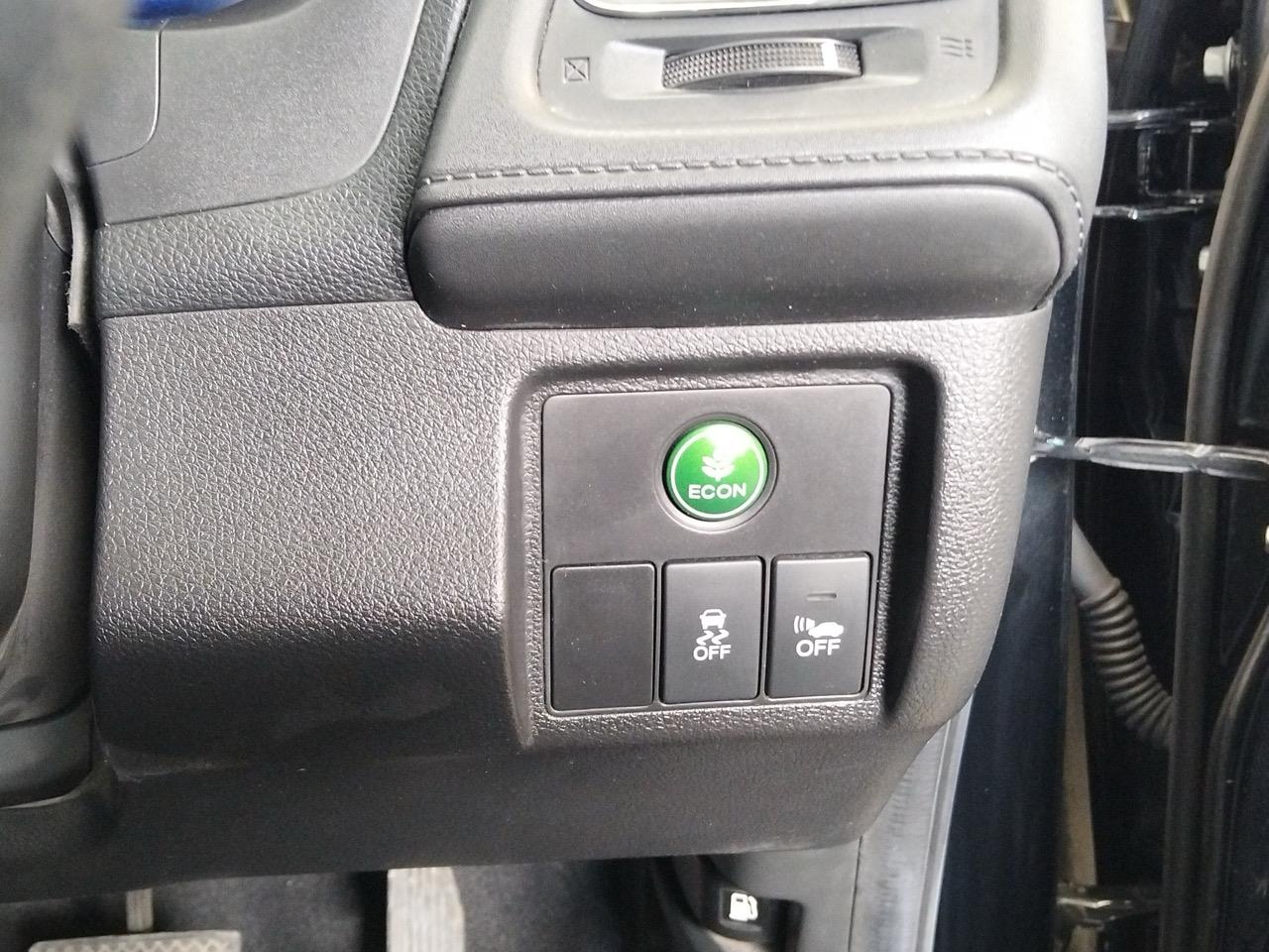 2014 Honda Vezel HYBRID X RV/SUV CRUISE CONTROL + REVERSING CAMERA + PADDLE SHIFT