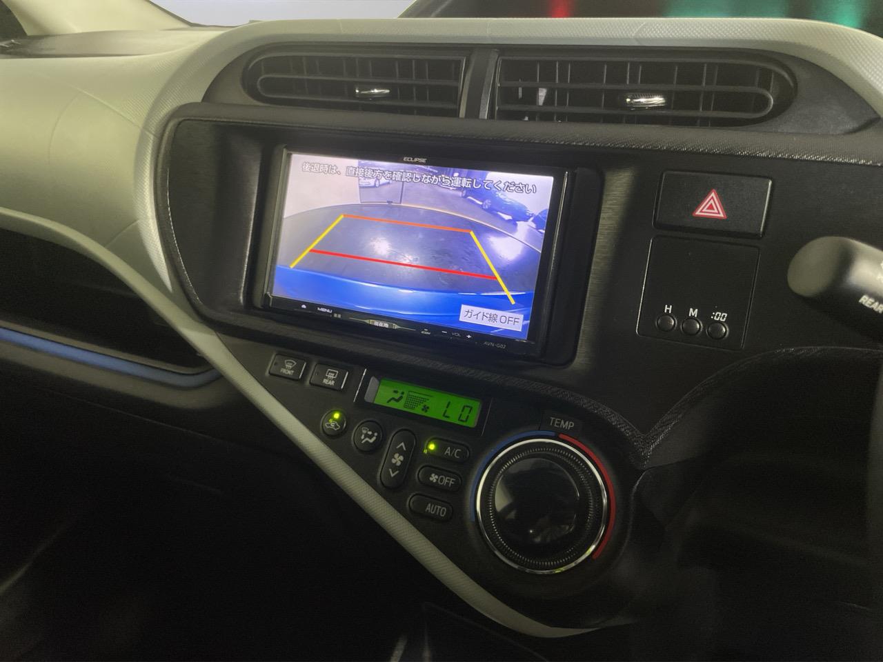 2013 Toyota Aqua S Hatchback LOW KMS + REVERSING CAMERA + AUTO LIGHTS