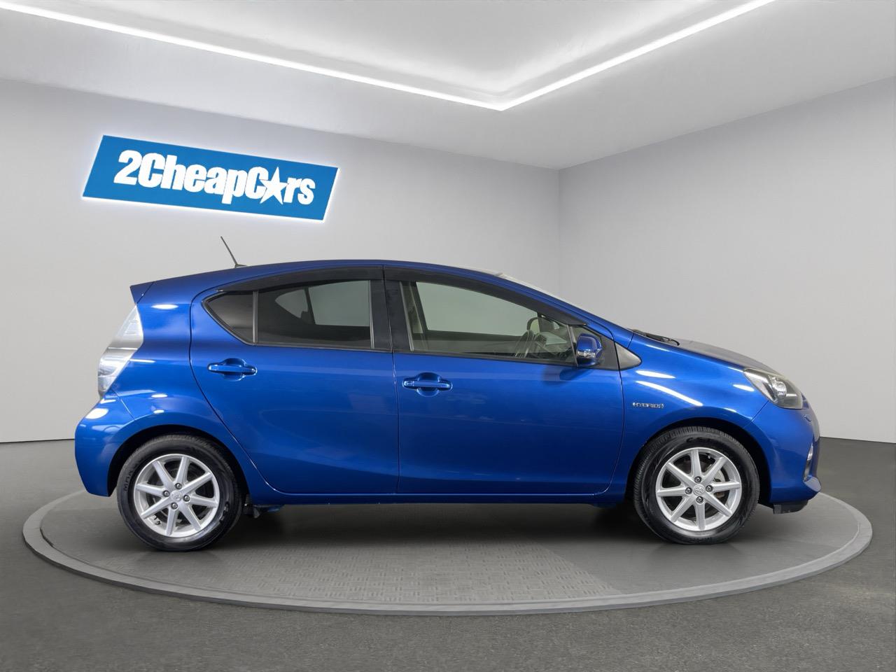 2013 Toyota Aqua S Hatchback LOW KMS + REVERSING CAMERA + AUTO LIGHTS