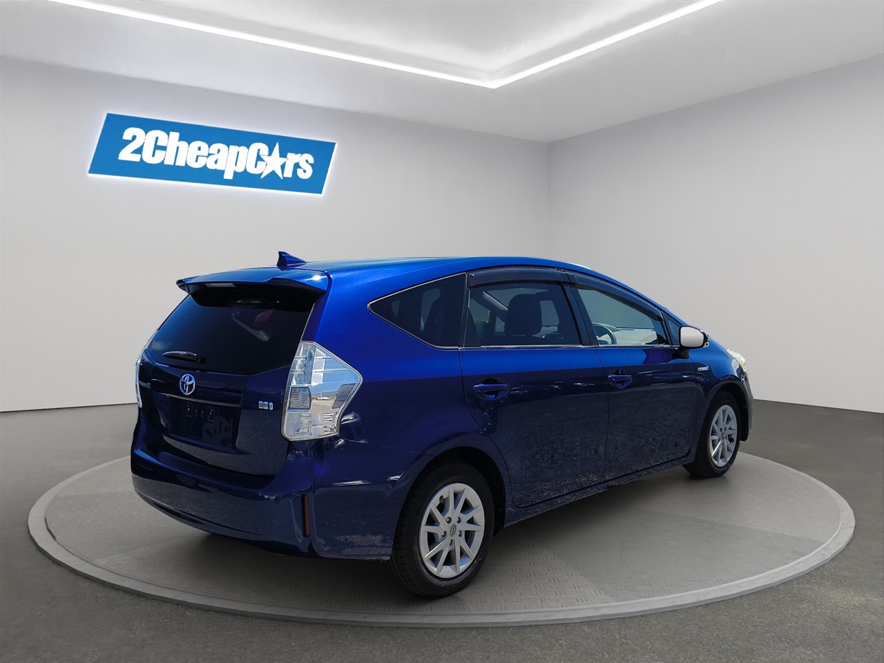2013 Toyota Prius Alpha S 7 Seaters People Mover AUTO LIGHTS + SMART KEY