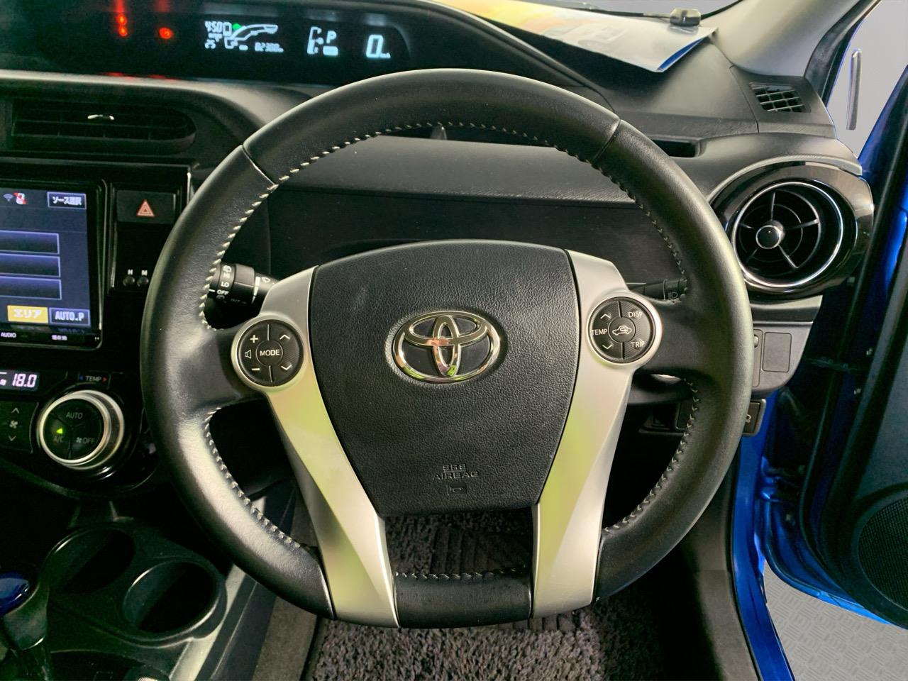 2016 Toyota Aqua X-URBAN Hatchback PUSH BUTTON START + AUTO LIGHTS + REVERSING CAMERA