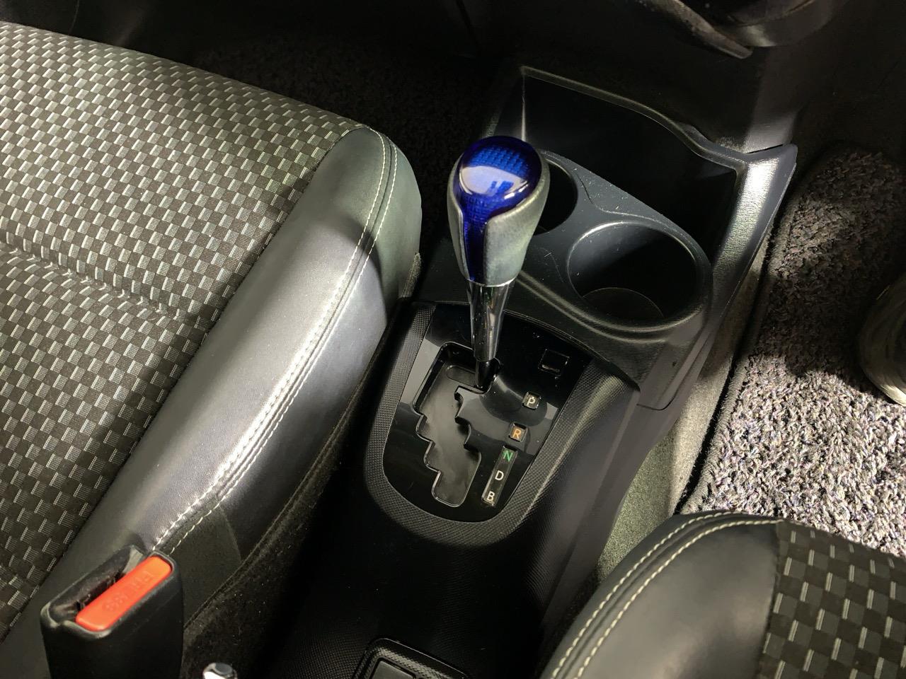 2016 Toyota Aqua X-URBAN Hatchback PUSH BUTTON START + AUTO LIGHTS + REVERSING CAMERA