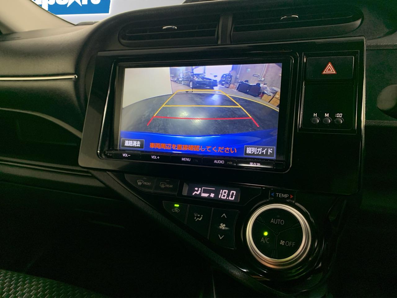 2016 Toyota Aqua X-URBAN Hatchback PUSH BUTTON START + AUTO LIGHTS + REVERSING CAMERA