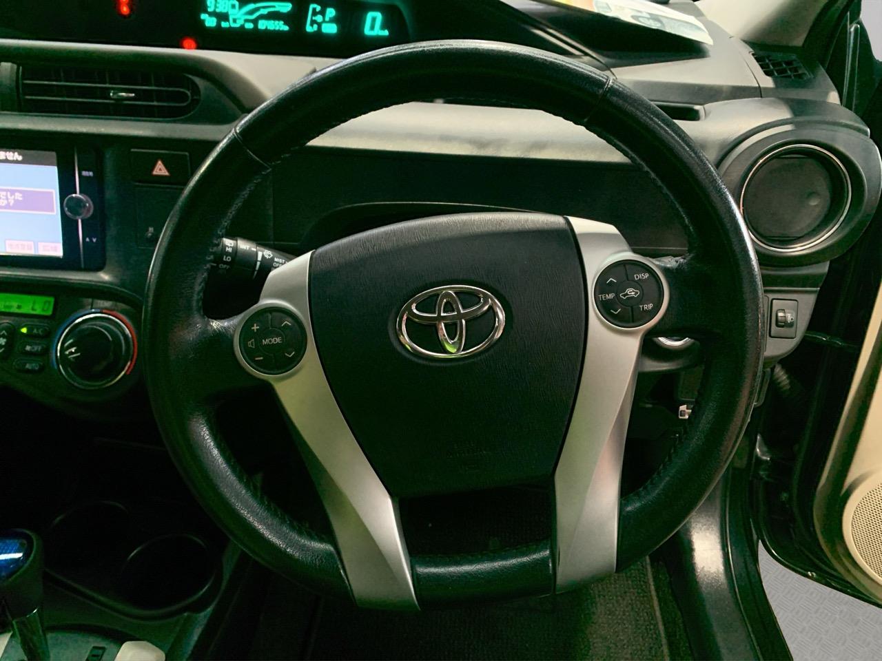 2012 Toyota Aqua G Hatchback PUSH BUTTON START + AUTO LIGHTS + REVERSING CAMERA