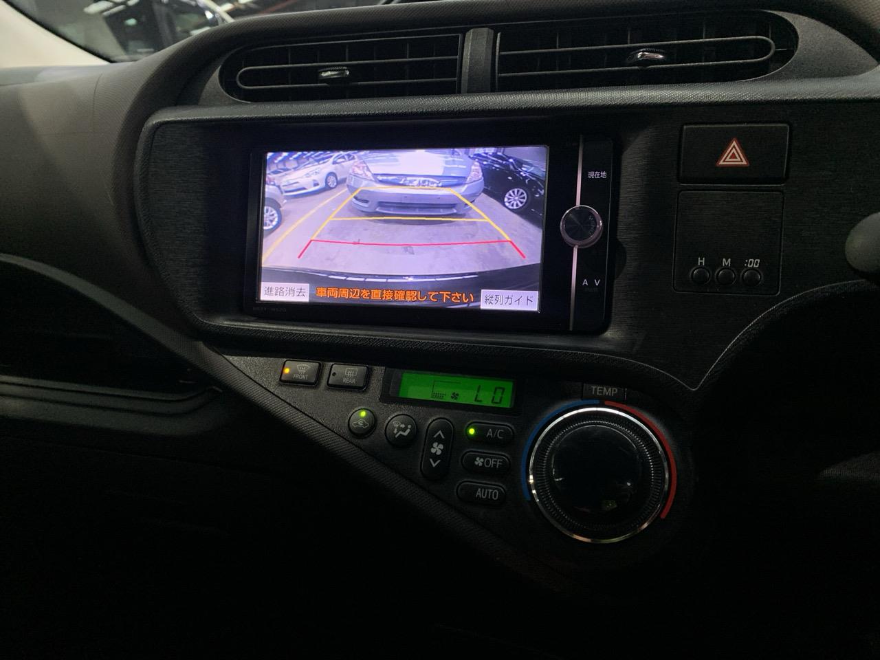 2012 Toyota Aqua G Hatchback PUSH BUTTON START + AUTO LIGHTS + REVERSING CAMERA