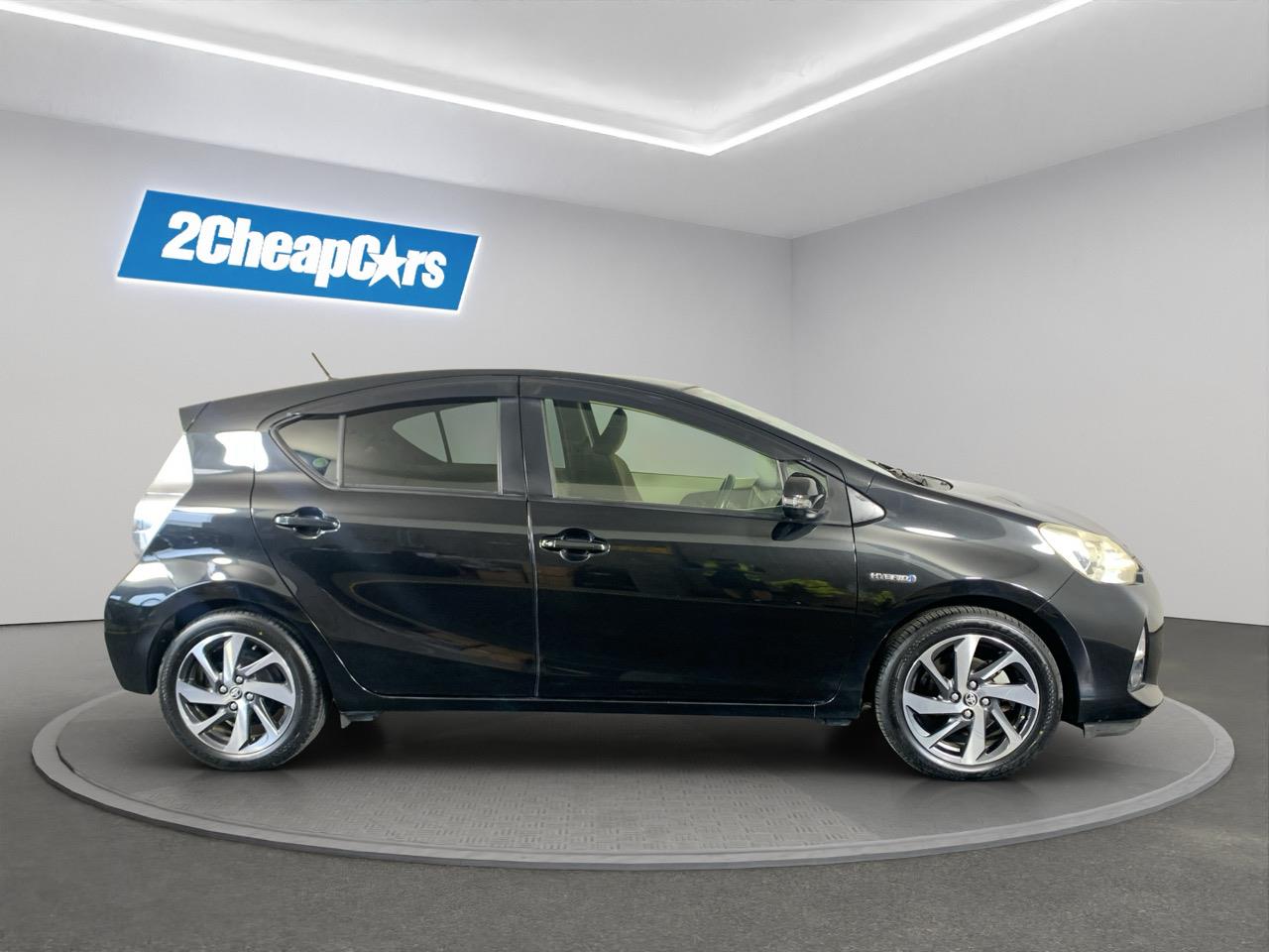2012 Toyota Aqua G Hatchback PUSH BUTTON START + AUTO LIGHTS + REVERSING CAMERA