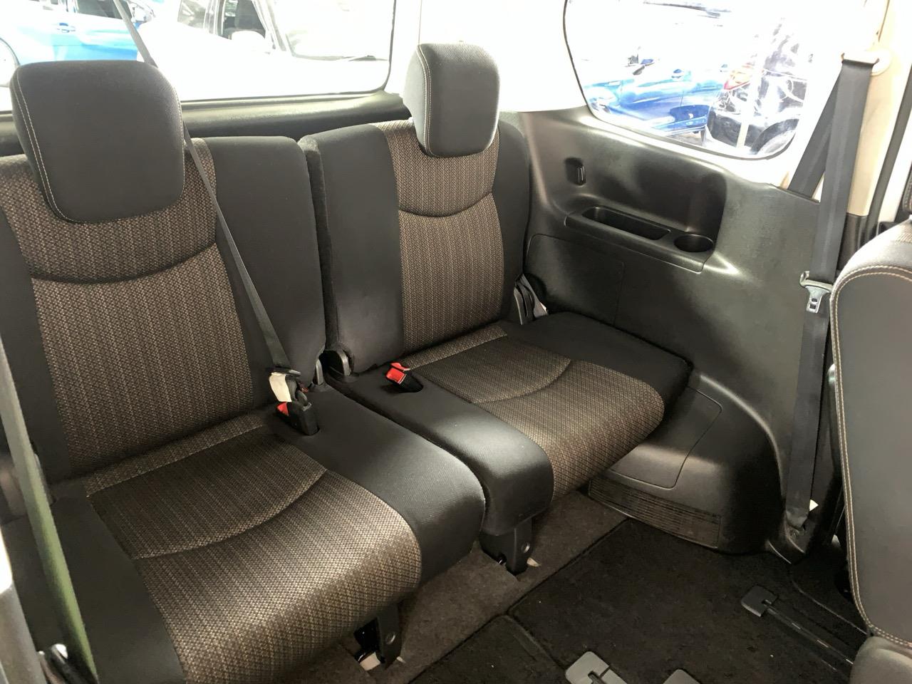 2014 Nissan Serena Hybrid Highway Star People Mover CRUISE CONTROL + POWER SLIDING DOOR + AUTO LIGHTS 