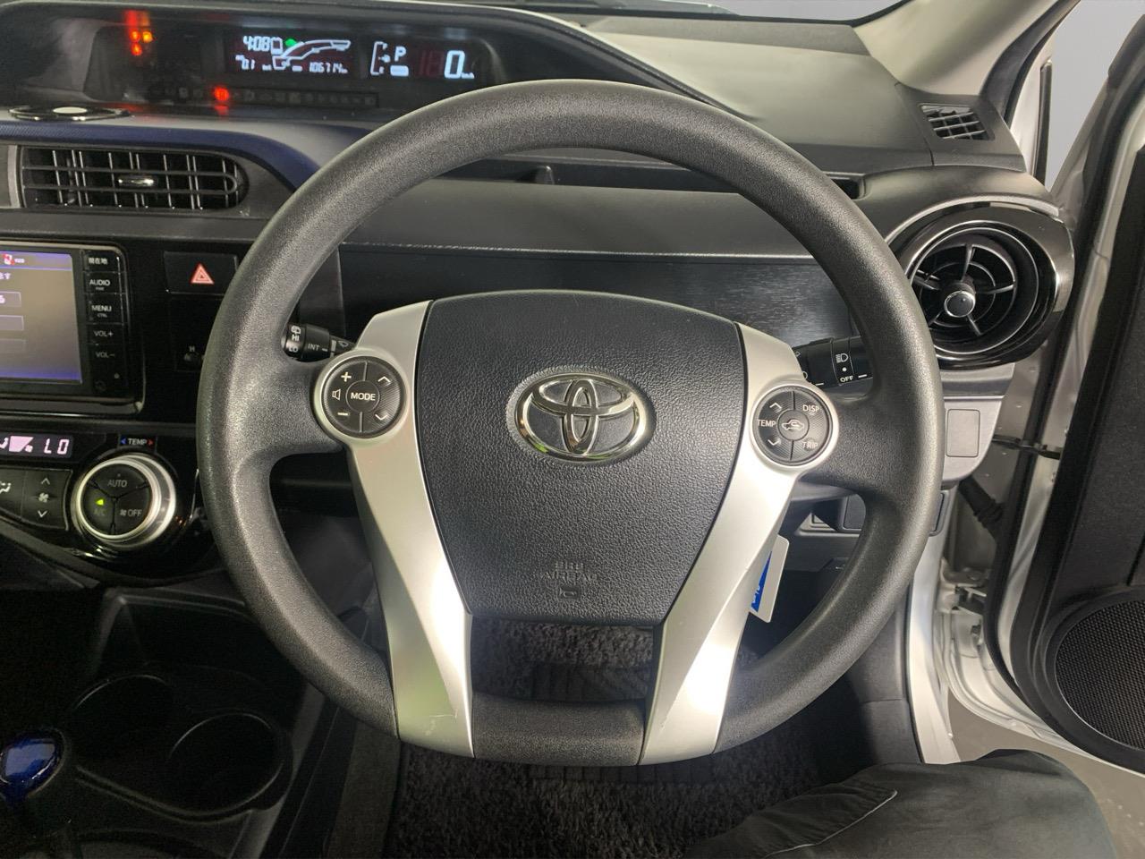 2015 Toyota Aqua Facelift Model S Hatchback REVESING CAMERA + GREAT FUEL EFFICIENCY