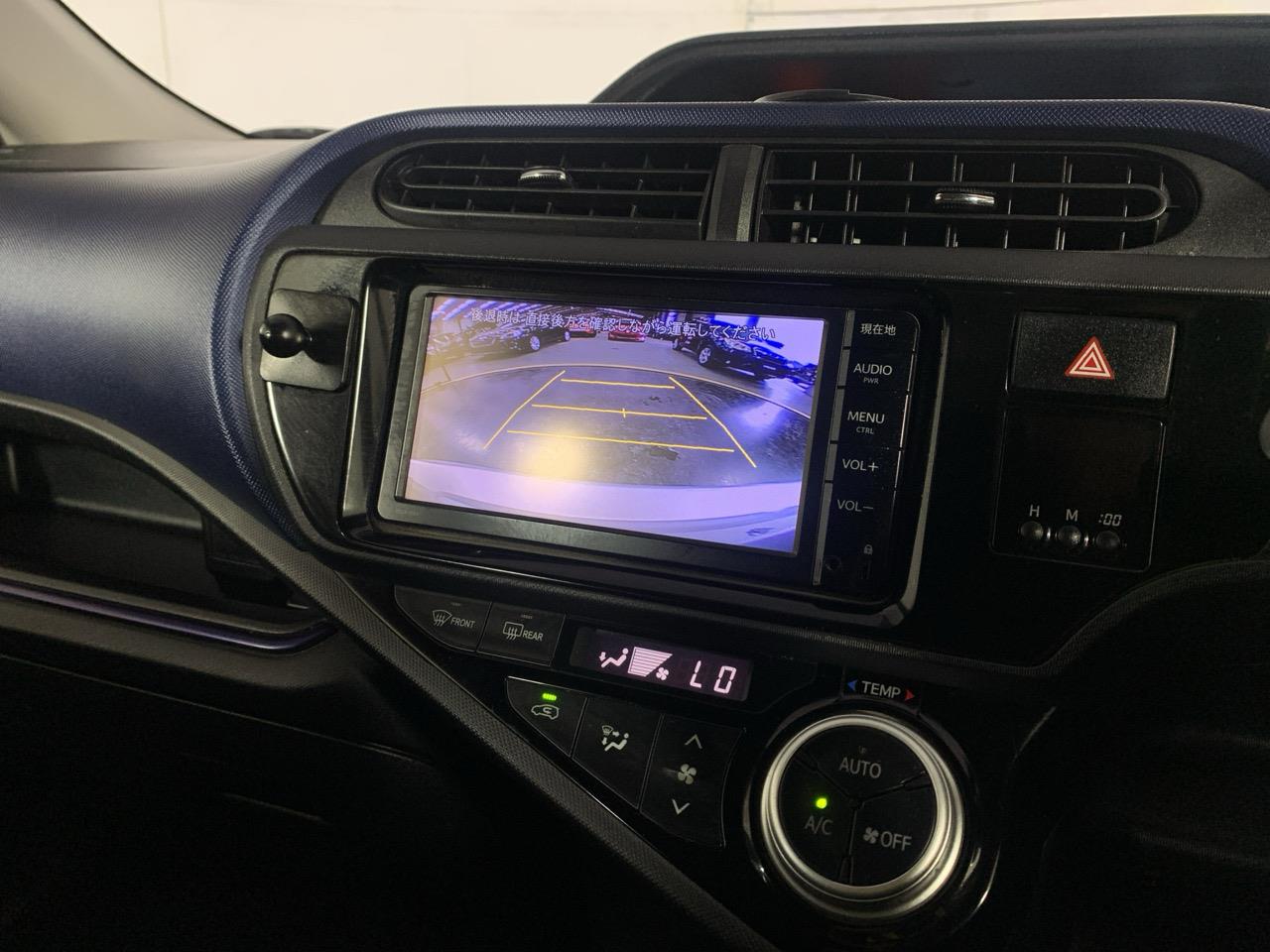 2015 Toyota Aqua Facelift Model S Hatchback REVESING CAMERA + GREAT FUEL EFFICIENCY