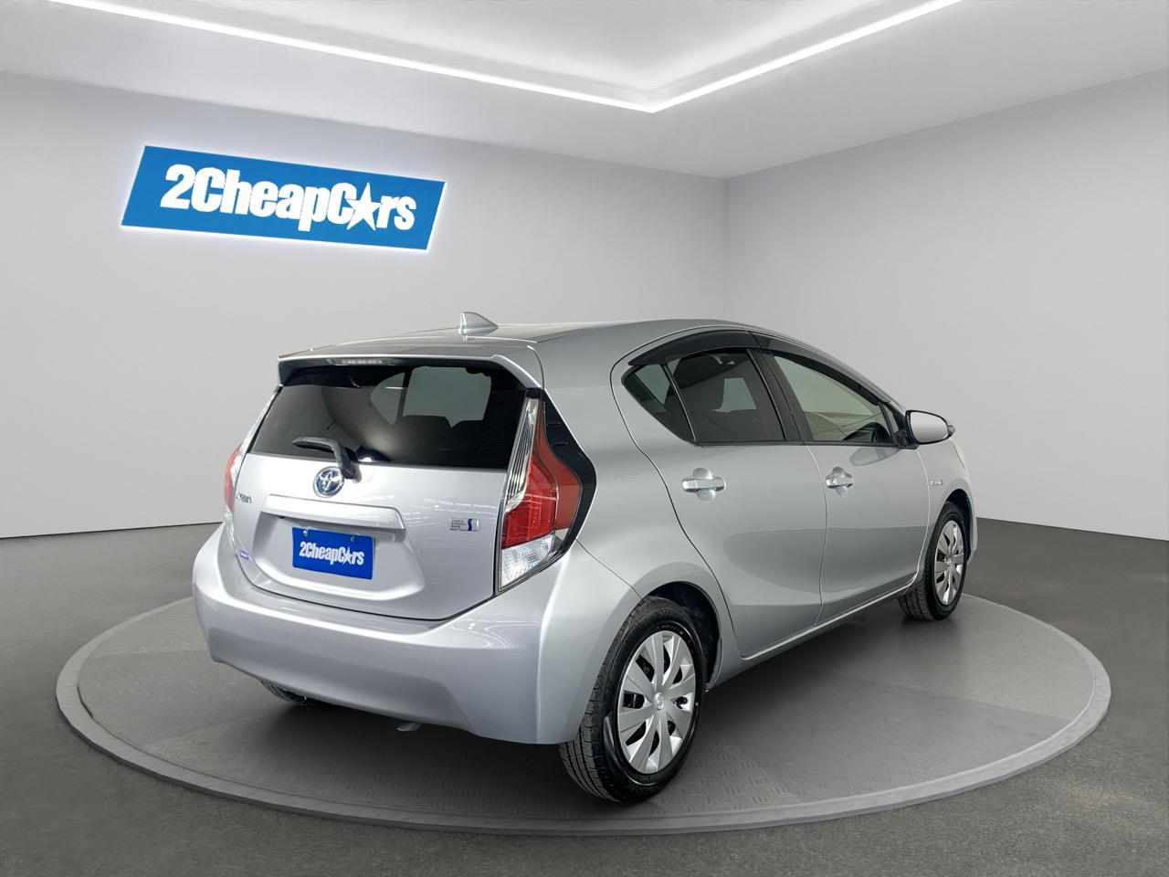 2015 Toyota Aqua Facelift Model S Hatchback REVESING CAMERA + GREAT FUEL EFFICIENCY