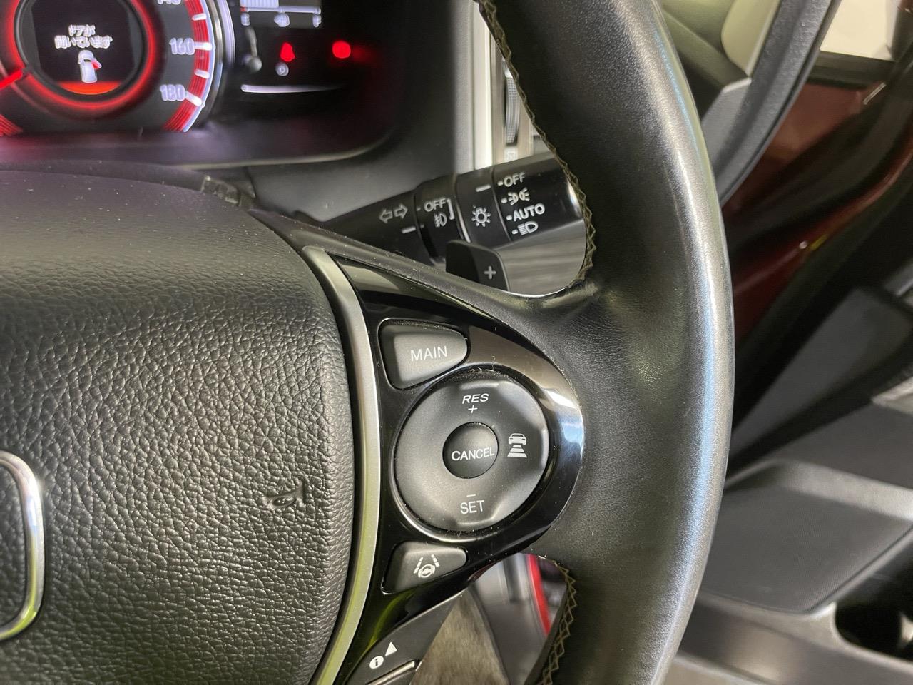 2016 Honda Odyssey Absolute X Honda Sensing People Mover REVERSING CAMERA + CRUISE CONTROL + HONDA SENSING