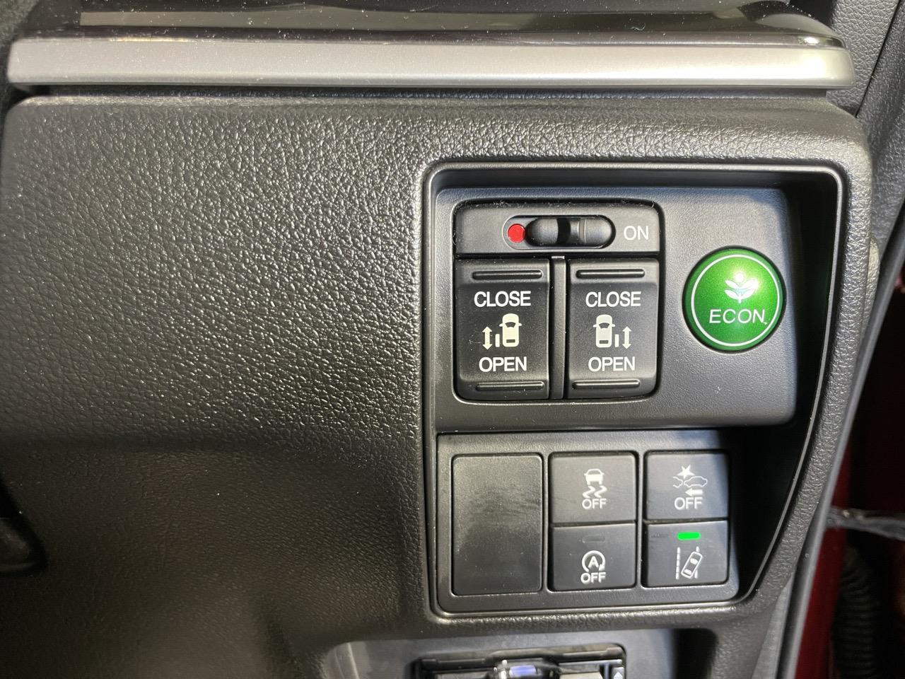 2016 Honda Odyssey Absolute X Honda Sensing People Mover REVERSING CAMERA + CRUISE CONTROL + HONDA SENSING