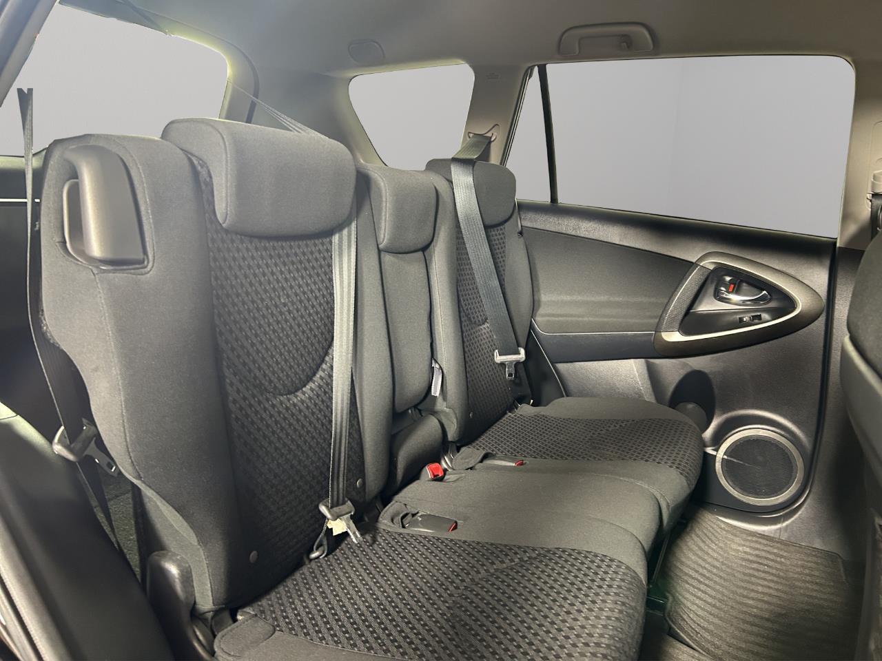 2013 Toyota Vanguard 240 S RV/SUV LOW KM + SMART KETY + REVERSING CAMERA