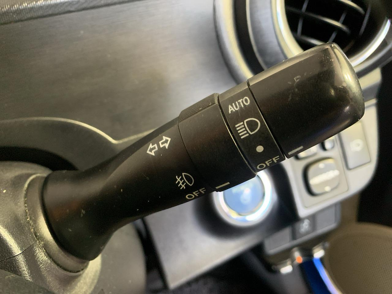 2012 Toyota Aqua S AERO Hatchback PUSH BUTTON START + AUTO LIGHTS