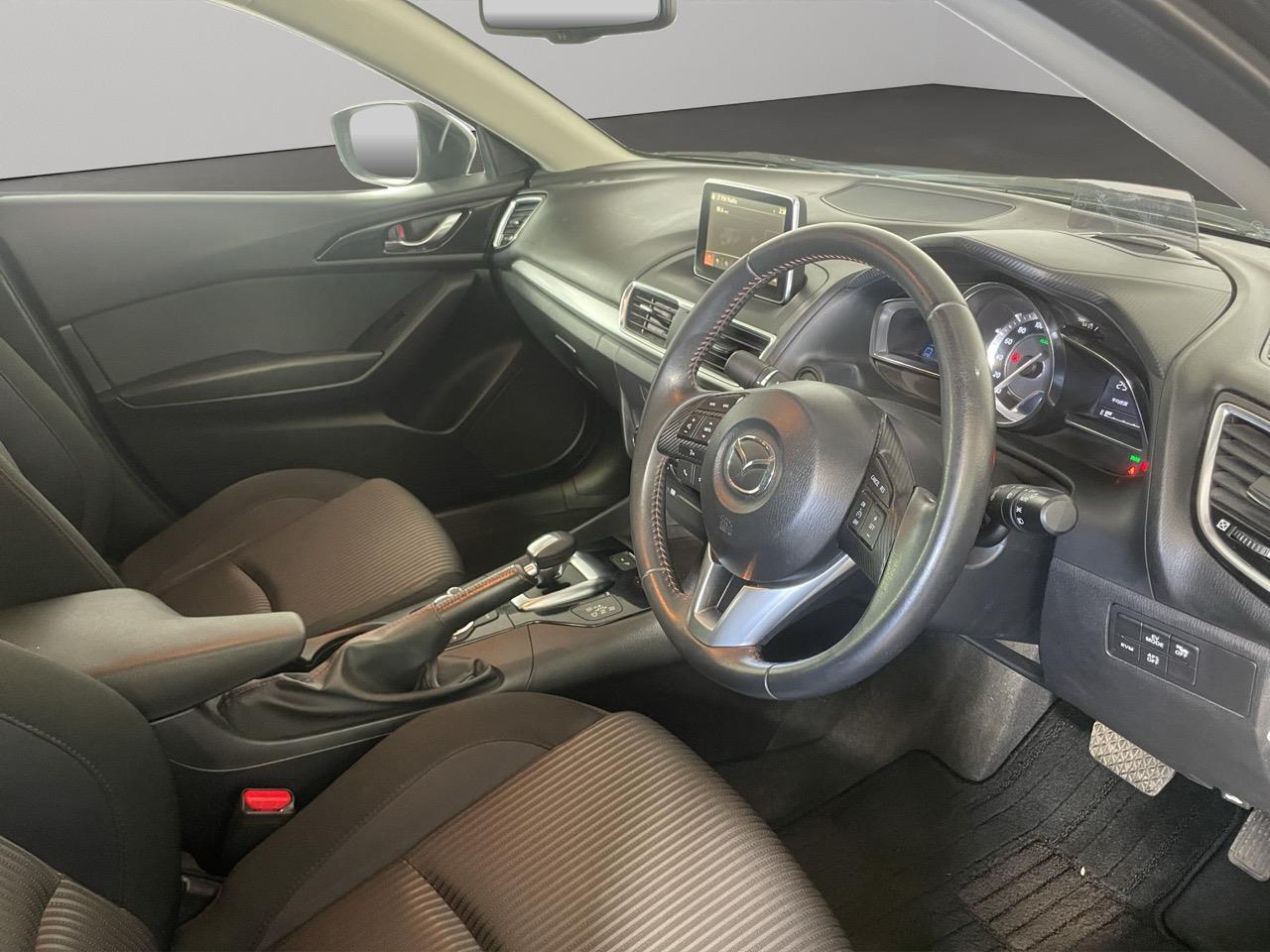 2014 Mazda Axela 3 Hybrid Sedan REVERSING CAMERA + AUTO LIGHTS + PUSH START