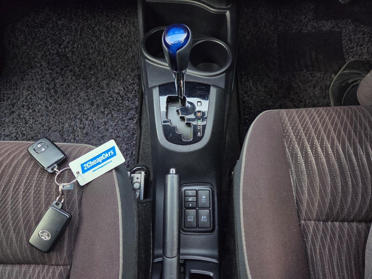 2015 Toyota Aqua Facelift Model S Hatchback PARKING SENSORS  + CRUISE CONTROL + AUTO LIGHTS