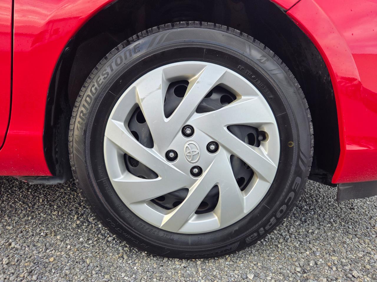 2015 Toyota Aqua Facelift Model S Hatchback PARKING SENSORS  + CRUISE CONTROL + AUTO LIGHTS