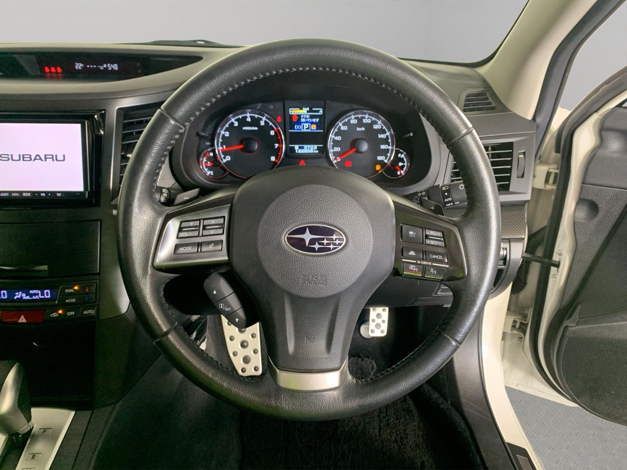 2012 Subaru Outback 2.5i 4WD Station Wagon AWD + POWER ADJUSTMENT SEATS + HEATED SEATS