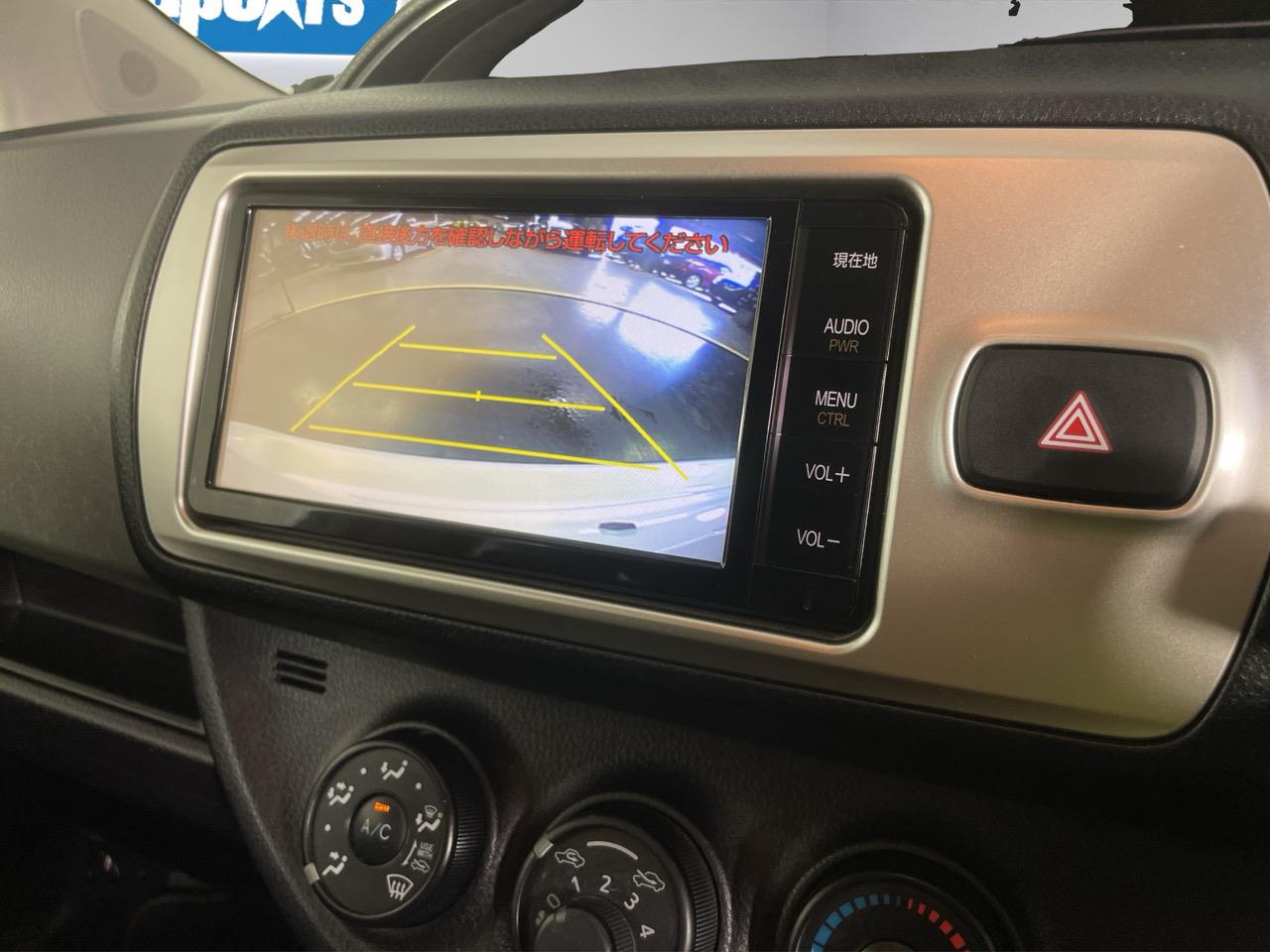 2015 Toyota Vitz Yaris F Hatchback LOW KM + REVERSING CAMERA + PUSH START