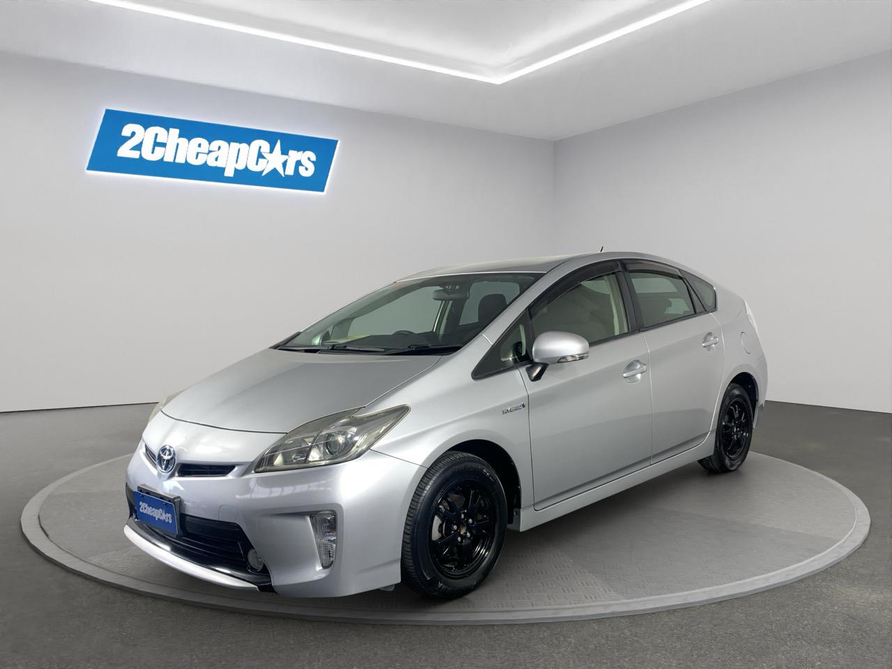 2015 Toyota Prius Hybrid Hatchback