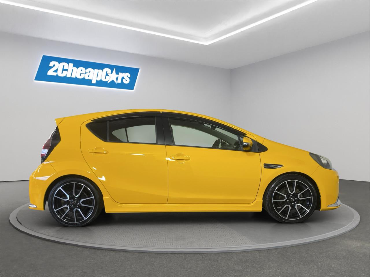 2015 Toyota Aqua G G's Hatchback REVERSING CAMERA + CRUISE CONTROL + SMART KEY