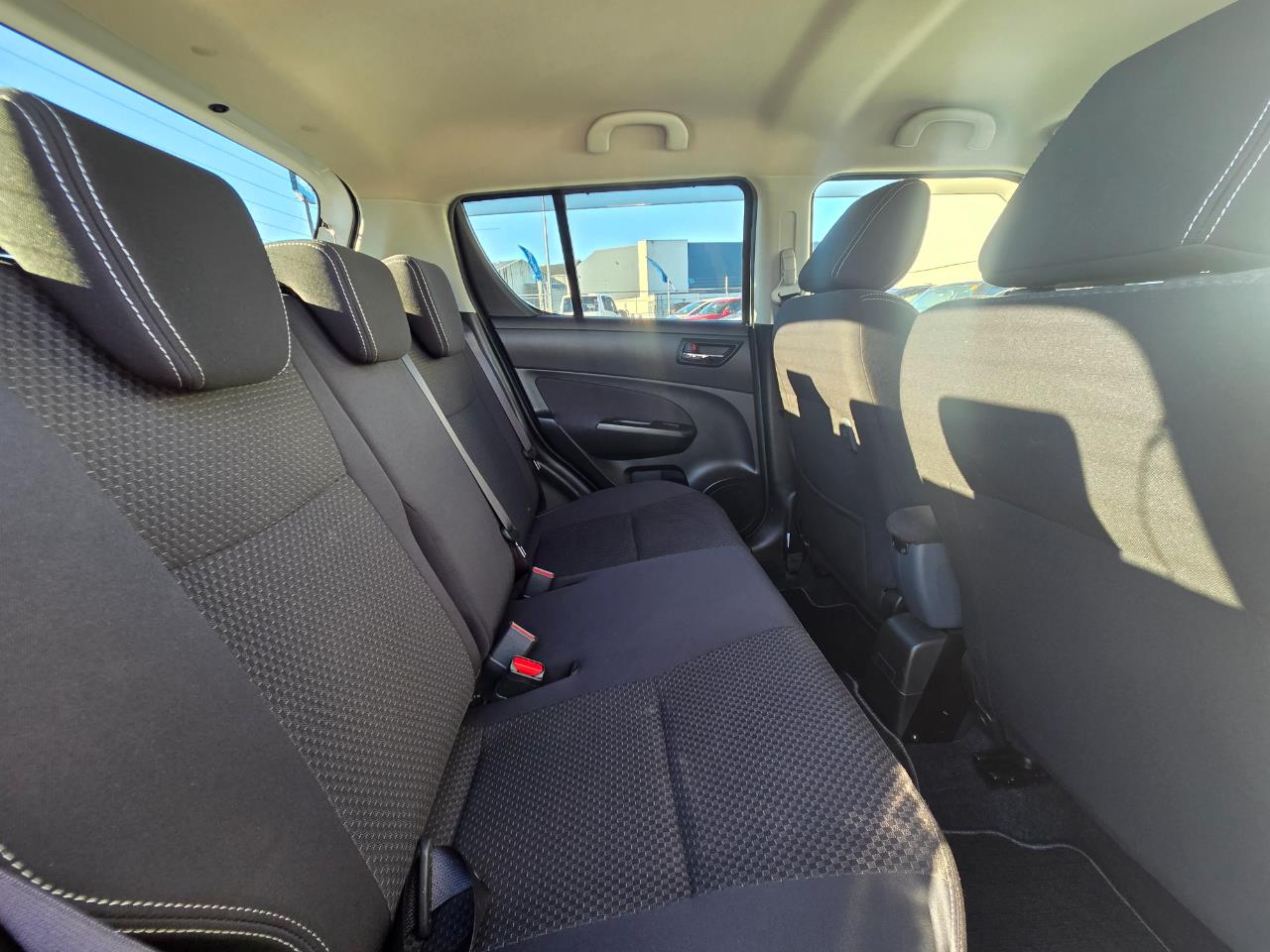 2015 Suzuki Swift RS Hatchback CRUISE CONTROL + PUSH BUTTON START + AUTO LIGHTS