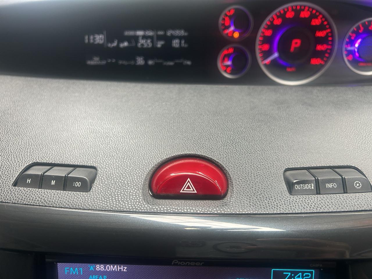 2013 Mazda Biante 20C Skyactive People Mover REVERSING CAMERA + GREAT SPACE