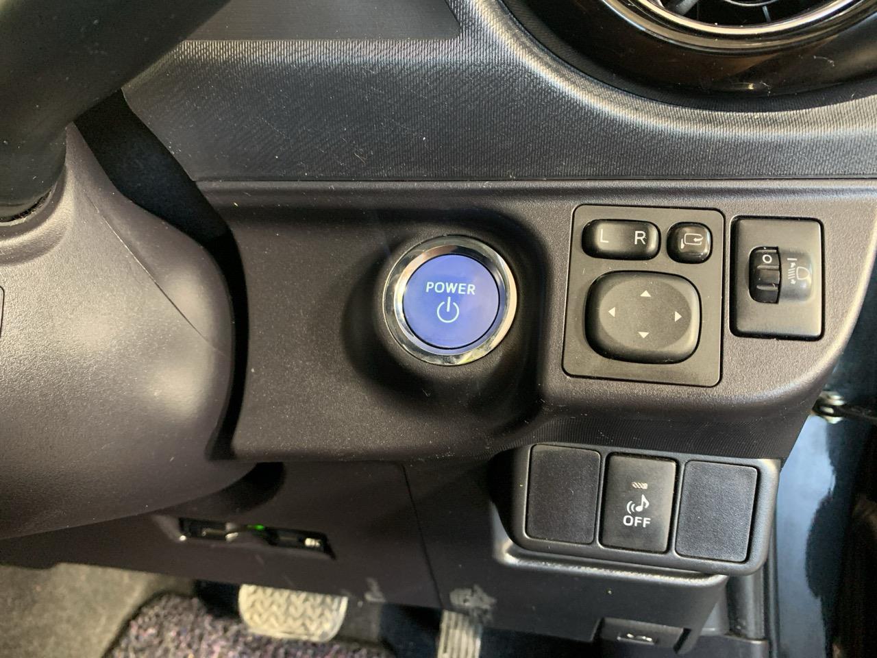 2015 Toyota Aqua FACELIFT MODEL Hatchback CRUISE CONTROL + REVERSING CAMERA