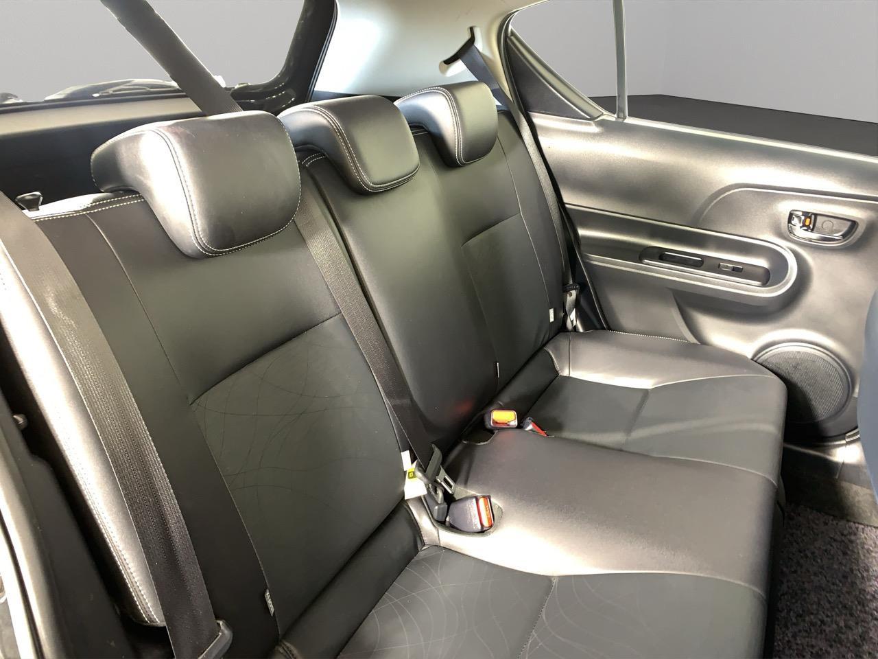 2015 Toyota Aqua FACELIFT MODEL Hatchback CRUISE CONTROL + REVERSING CAMERA