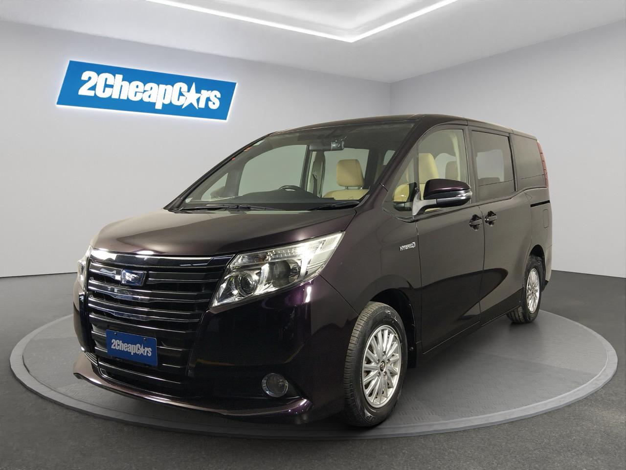 2014 Toyota Noah Hybrid People Mover