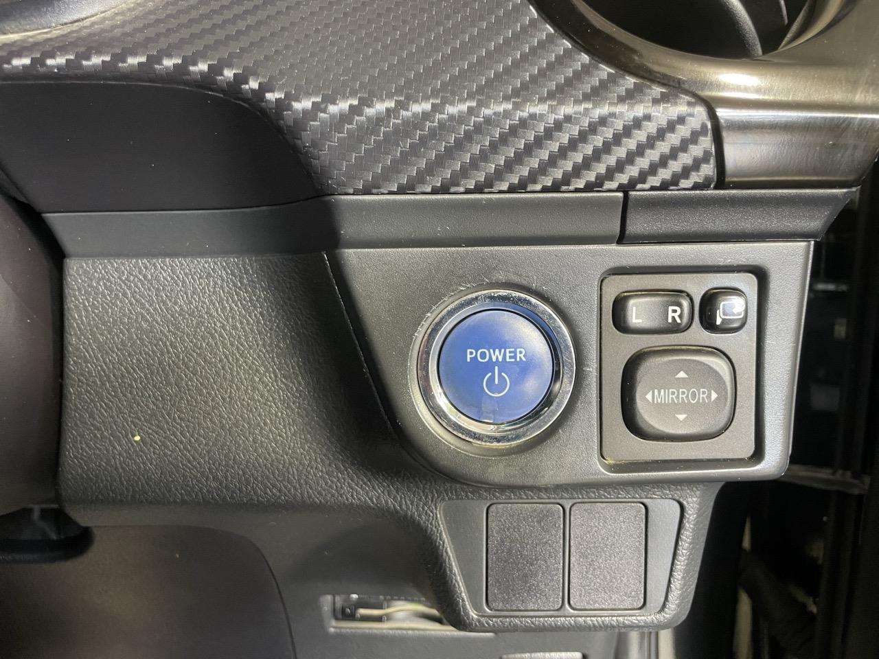 2013 Toyota Corolla Fielder Hybrid WXB Station Wagon REVERSING CAMERA + AUTO LIGHTS + PUSH START