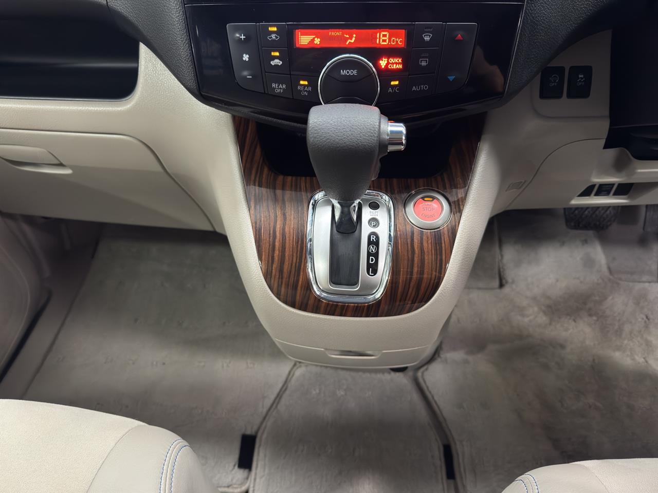 2014 Nissan Serena Hybrid People Mover POWER SLIDING DOORS + CRUISE CONTROL + PUSH START