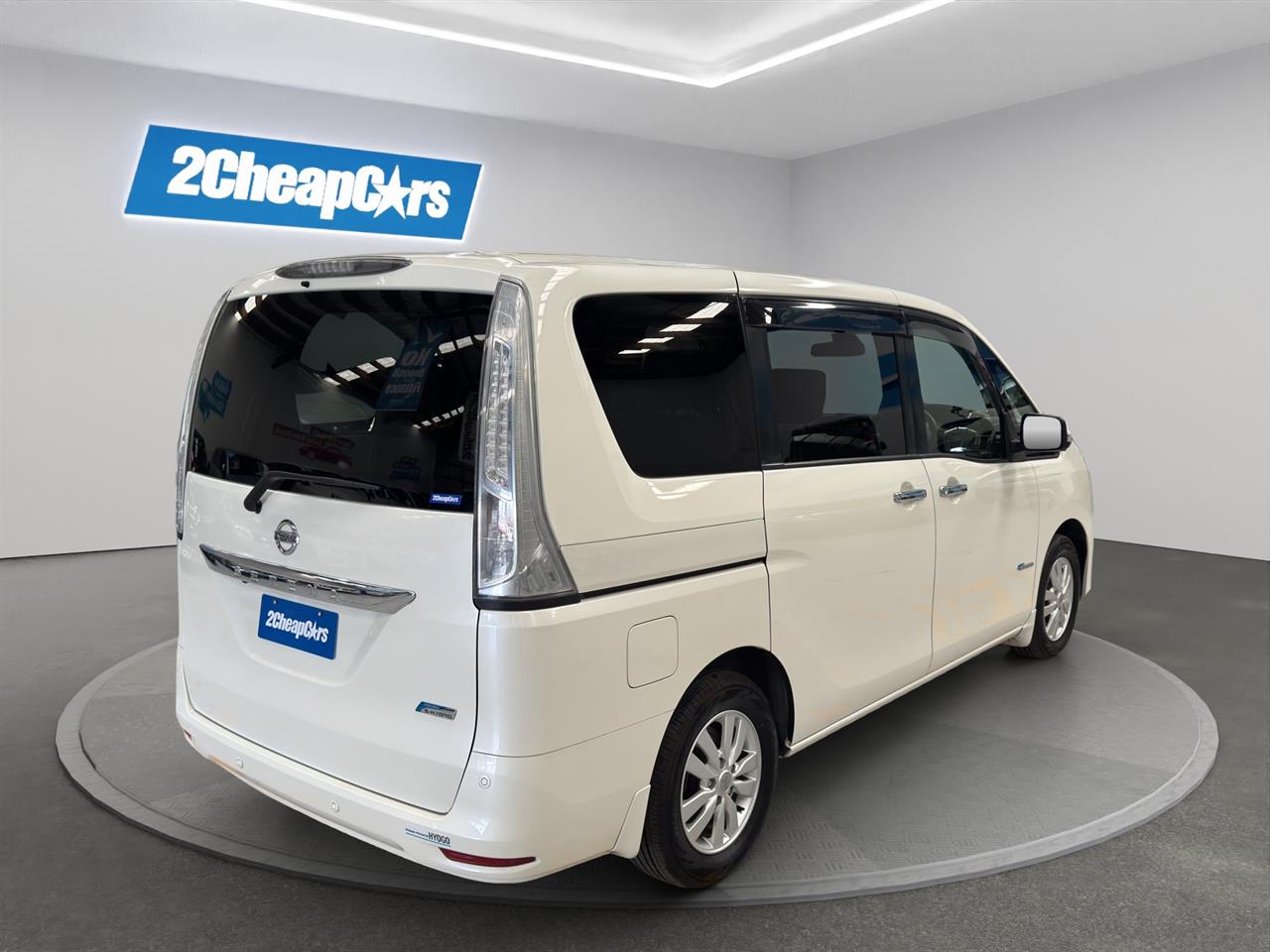 2014 Nissan Serena Hybrid People Mover POWER SLIDING DOORS + CRUISE CONTROL + PUSH START