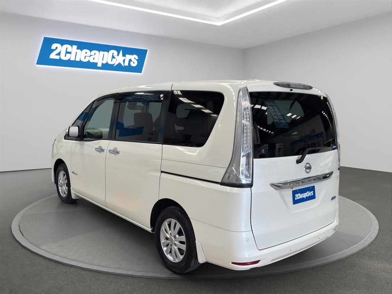 2014 Nissan Serena Hybrid People Mover POWER SLIDING DOORS + CRUISE CONTROL + PUSH START
