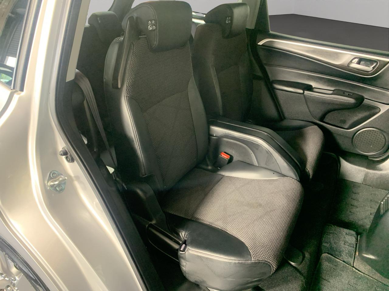 2015 Honda JADE HYBRID Z People Mover CRUISE CONTROL + PUSH START + REVERSING CAMERA