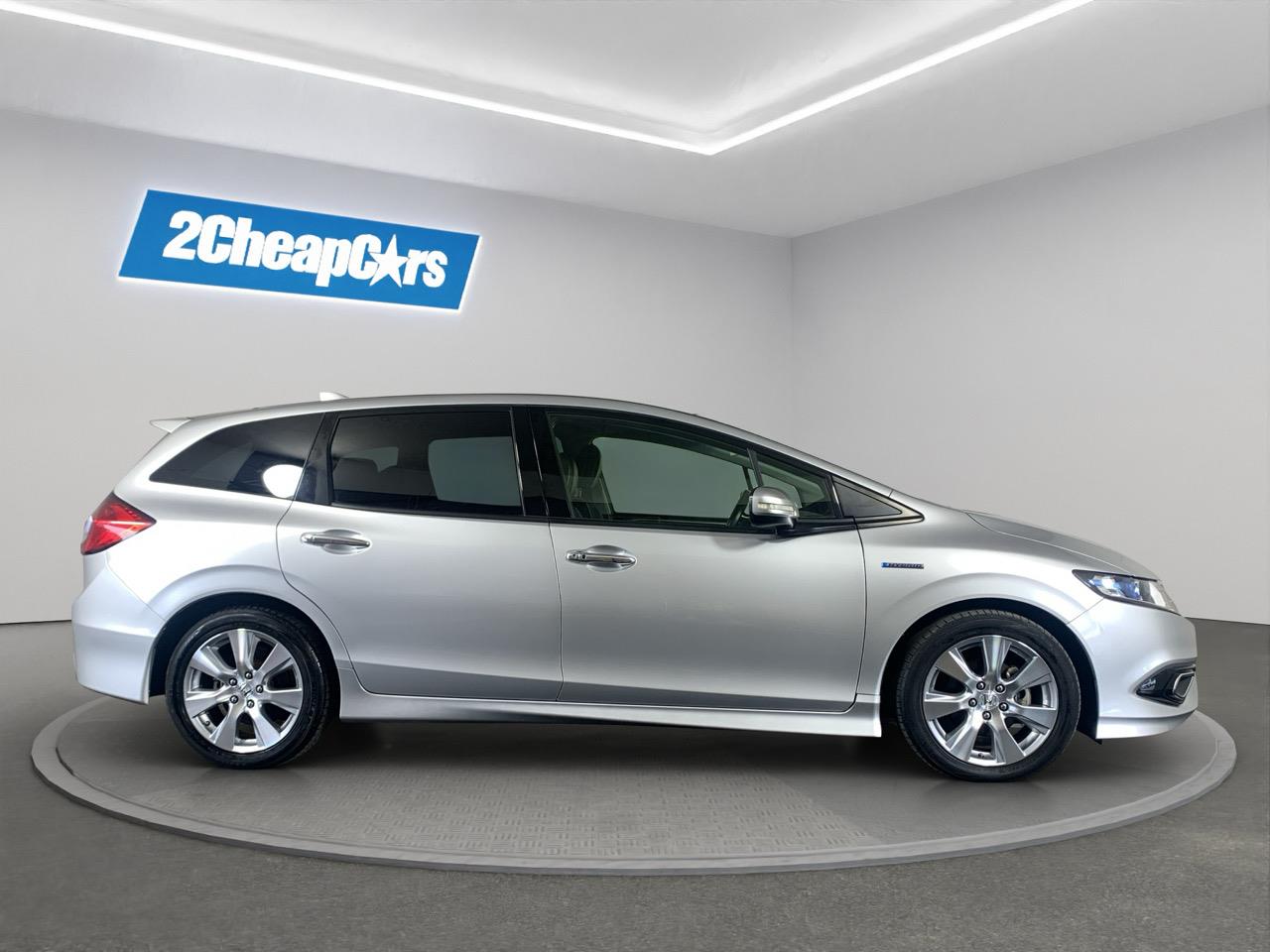 2015 Honda JADE HYBRID Z People Mover CRUISE CONTROL + PUSH START + REVERSING CAMERA