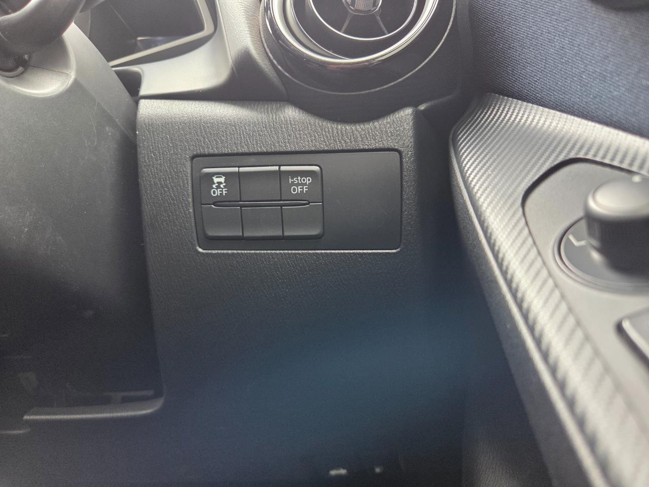 2015 Mazda Demio 2 New Shape Skyactive Hatchback SMART KEY + REVERSING CAMERA + I-STOP