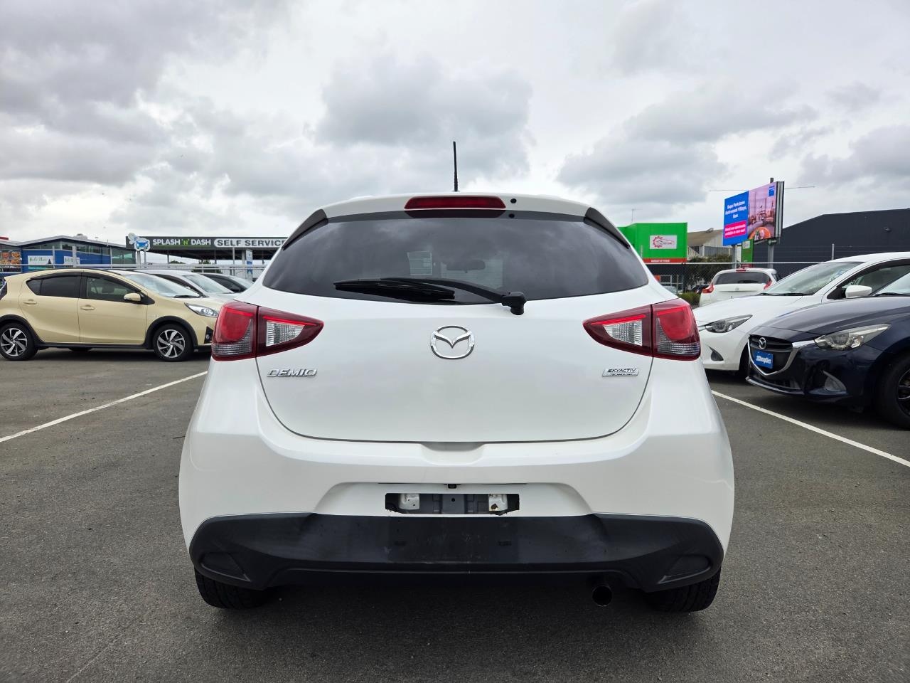2015 Mazda Demio 2 New Shape Skyactive Hatchback SMART KEY + REVERSING CAMERA + I-STOP