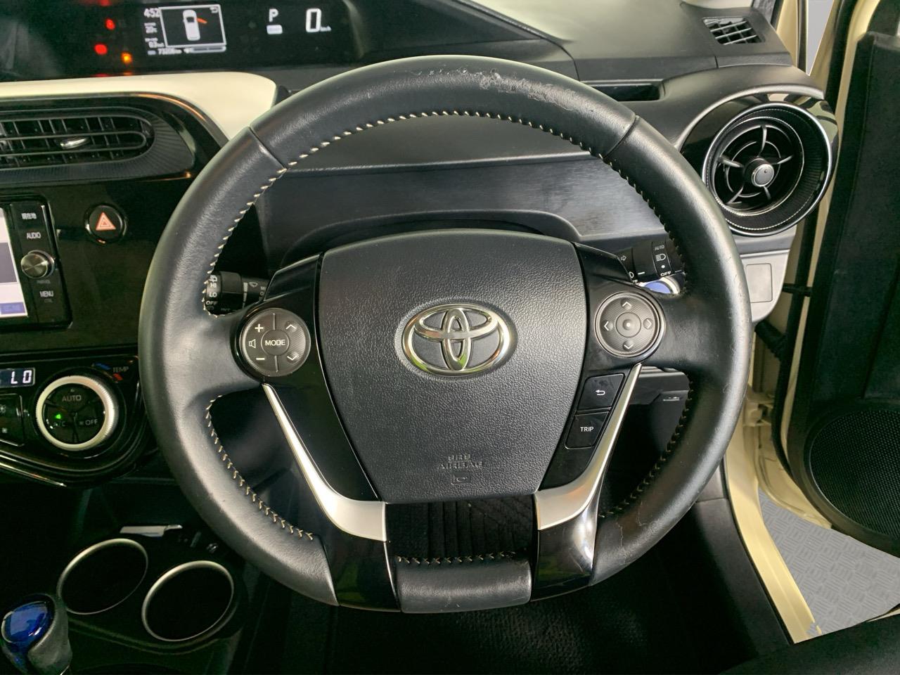 2017 Toyota Aqua Crossover Hatchback PUSH BUTTON START + AUTO LIGHTS 
