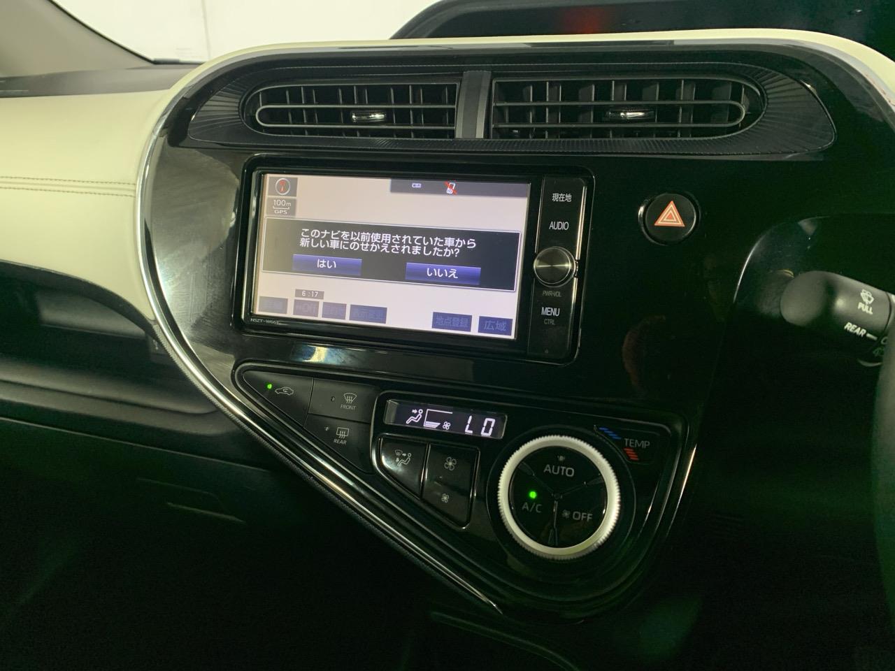 2017 Toyota Aqua Crossover Hatchback PUSH BUTTON START + AUTO LIGHTS 