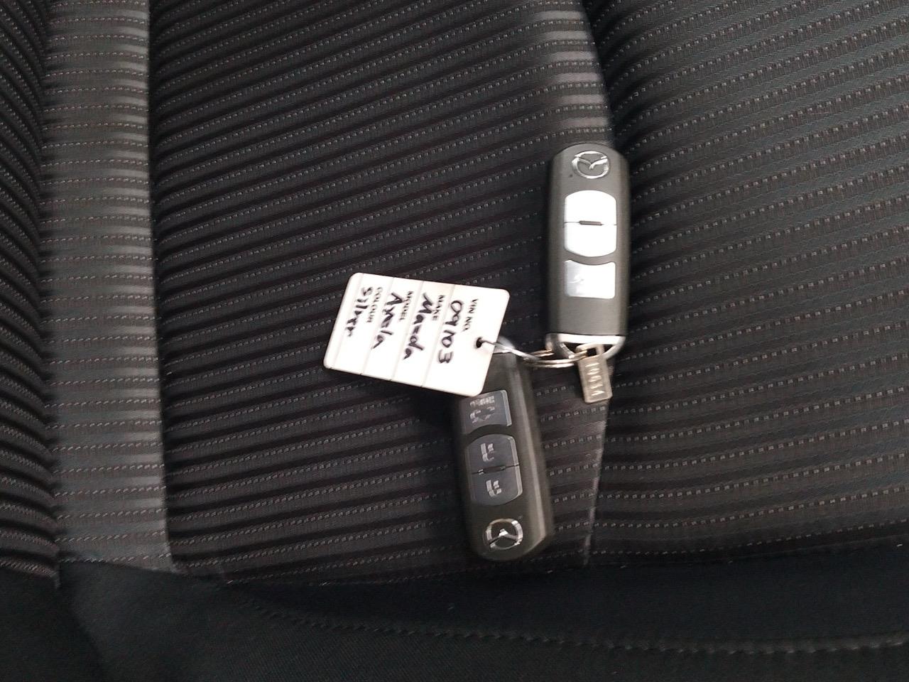 2015 Mazda Axela 3 Hybrid Sedan LOW KMS + CRUISE CONTROL + REVERSING CAMERA