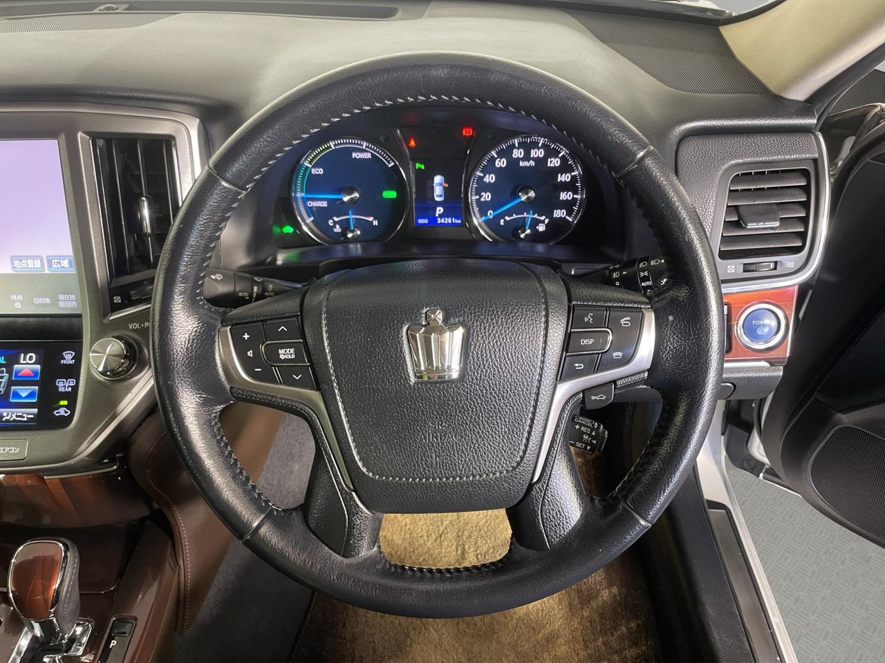 2014 Toyota Crown Hybrid Royal Saloon Sedan LOW KMS + 360 DEGREE CAMERA + CRUISE CONTROL