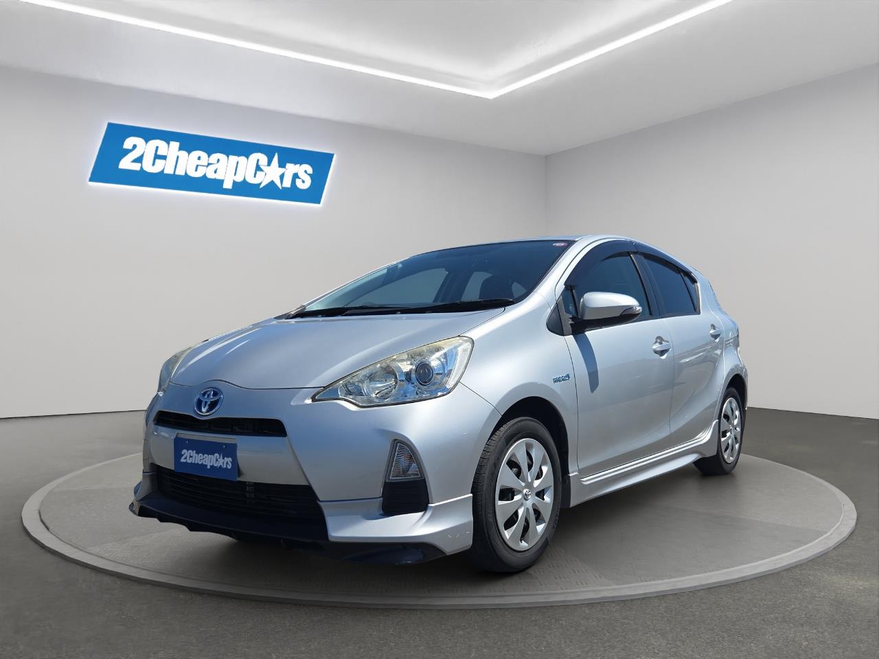 2014 Toyota Aqua S Hatchback