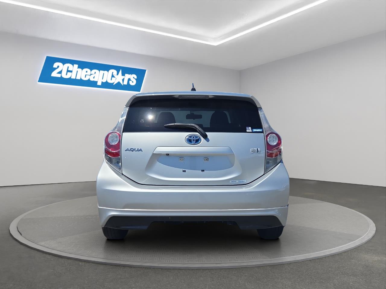 2014 Toyota Aqua S Hatchback PUSH BUTTON START + AUTO LIGHTS + REVERSING CAMERA