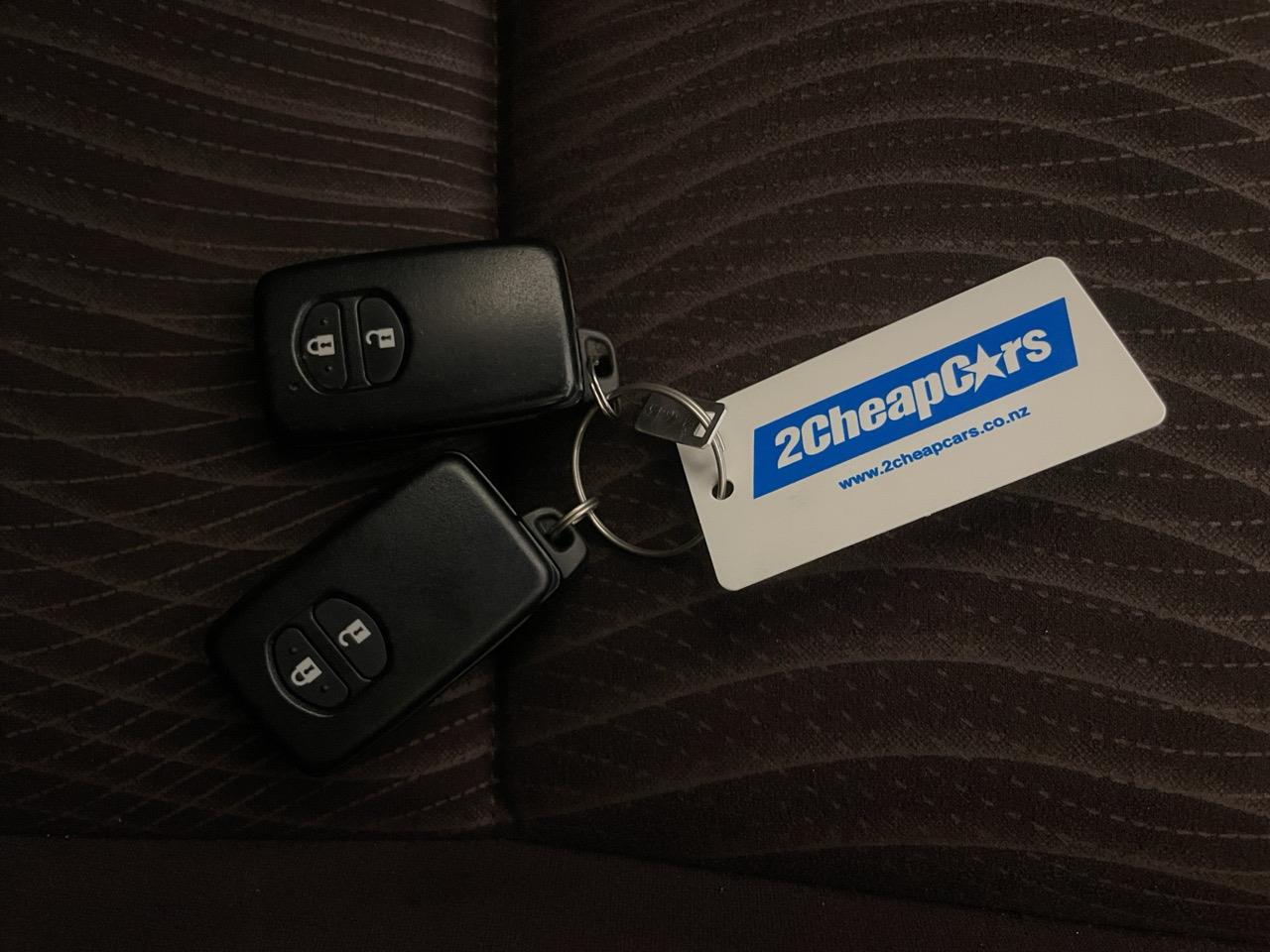 2015 Toyota Aqua Facelift Model G Hatchback REVERSING CAMERA + CRUISE CONTROL